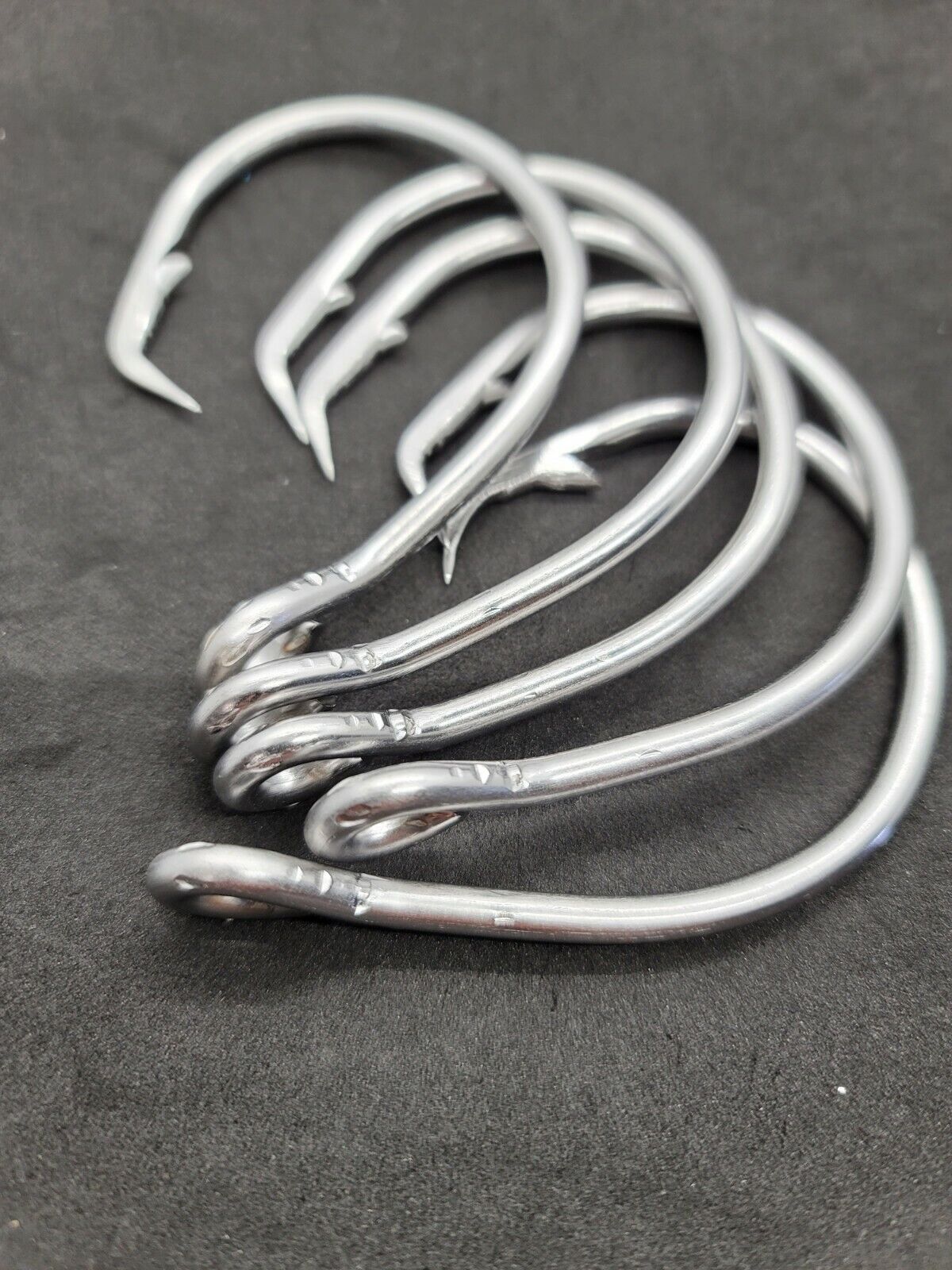 Extra Strong Big Game Silver Forged Staight Circle Hooks,Saltwater  Stainless Steel Large Giant Fishing Hooks Size 6/0-28/0