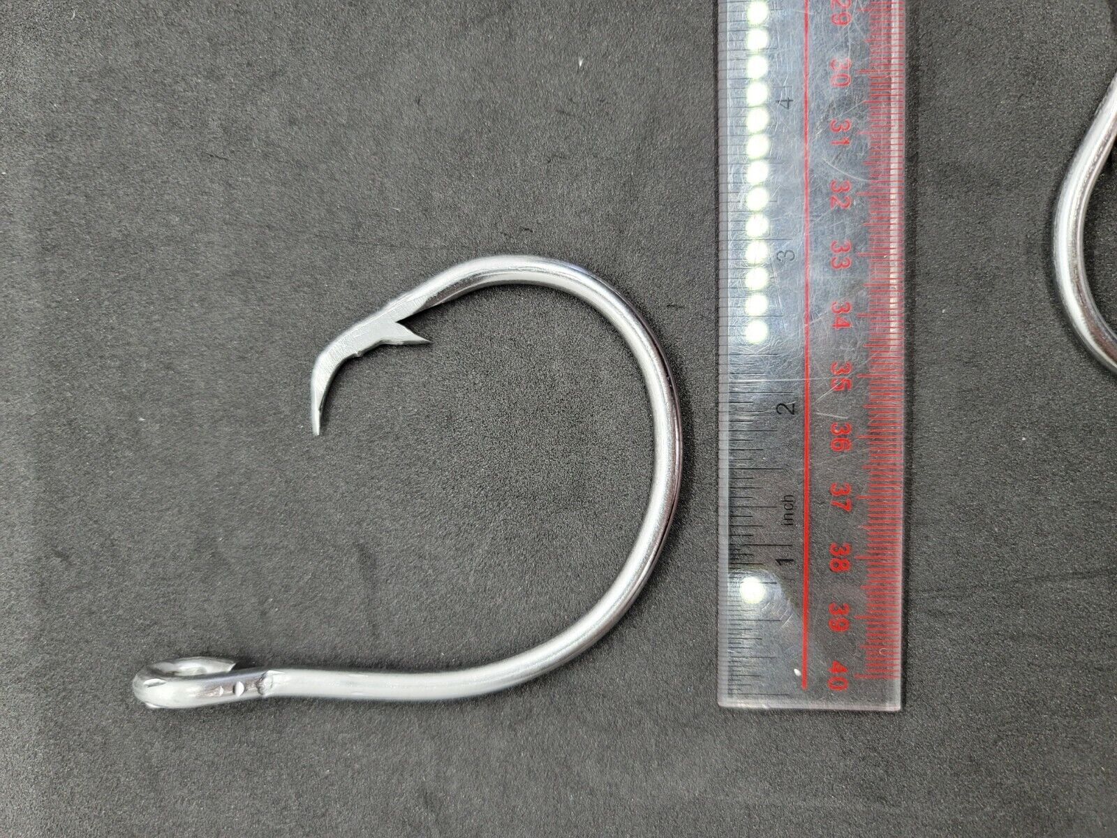 18/0 Shark Circle hook Mustad 39960 Large Fishing Hook Big Game Tackle Tinned 18/0 Shark Circle hook Mustad 39960 Large Fishing Hook Big Game Tackle Tinned