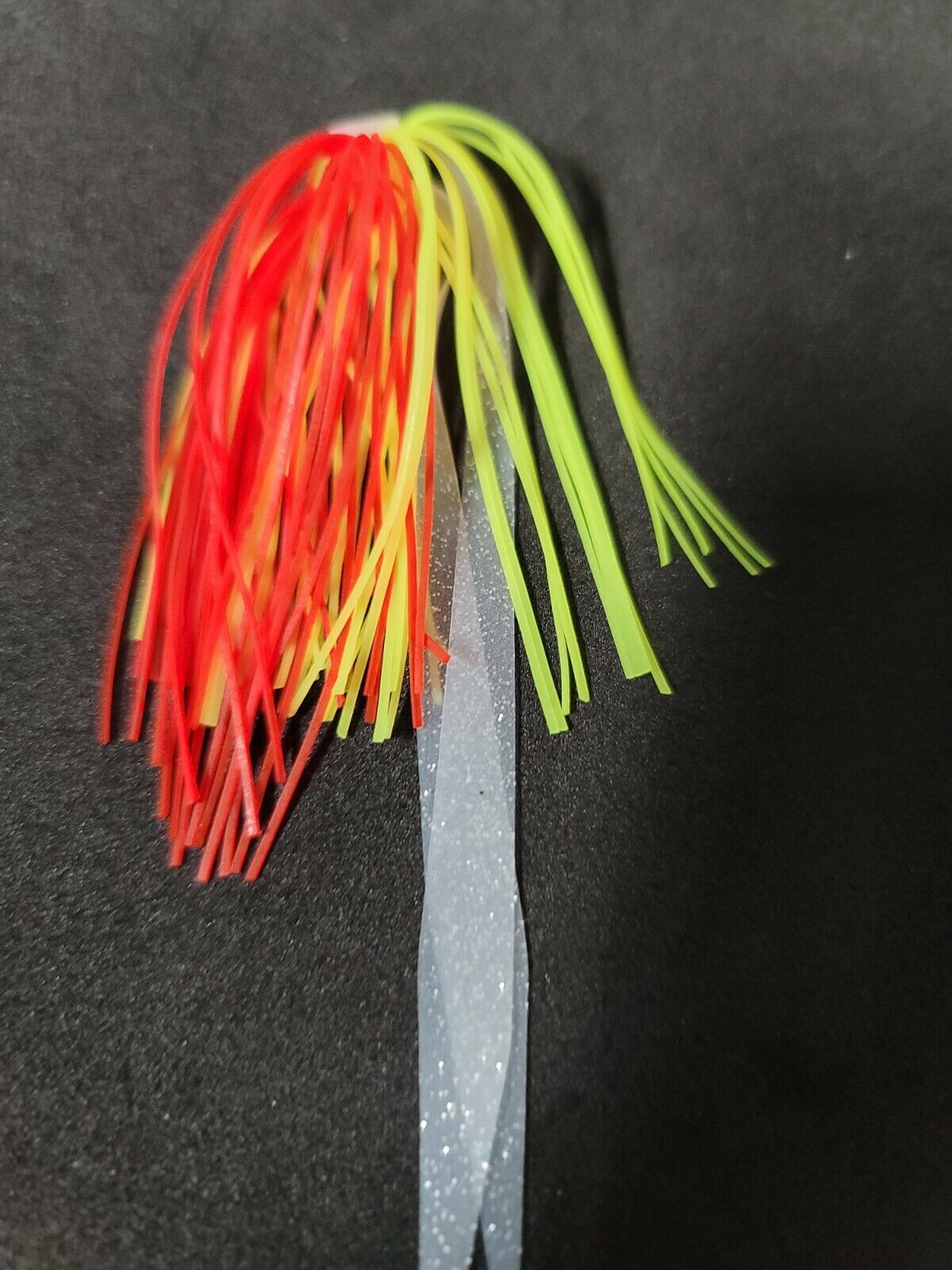 Silicone Fishing Skirt 4 in / 10 cm Glow Tails Fishing Lure Teaser Mi