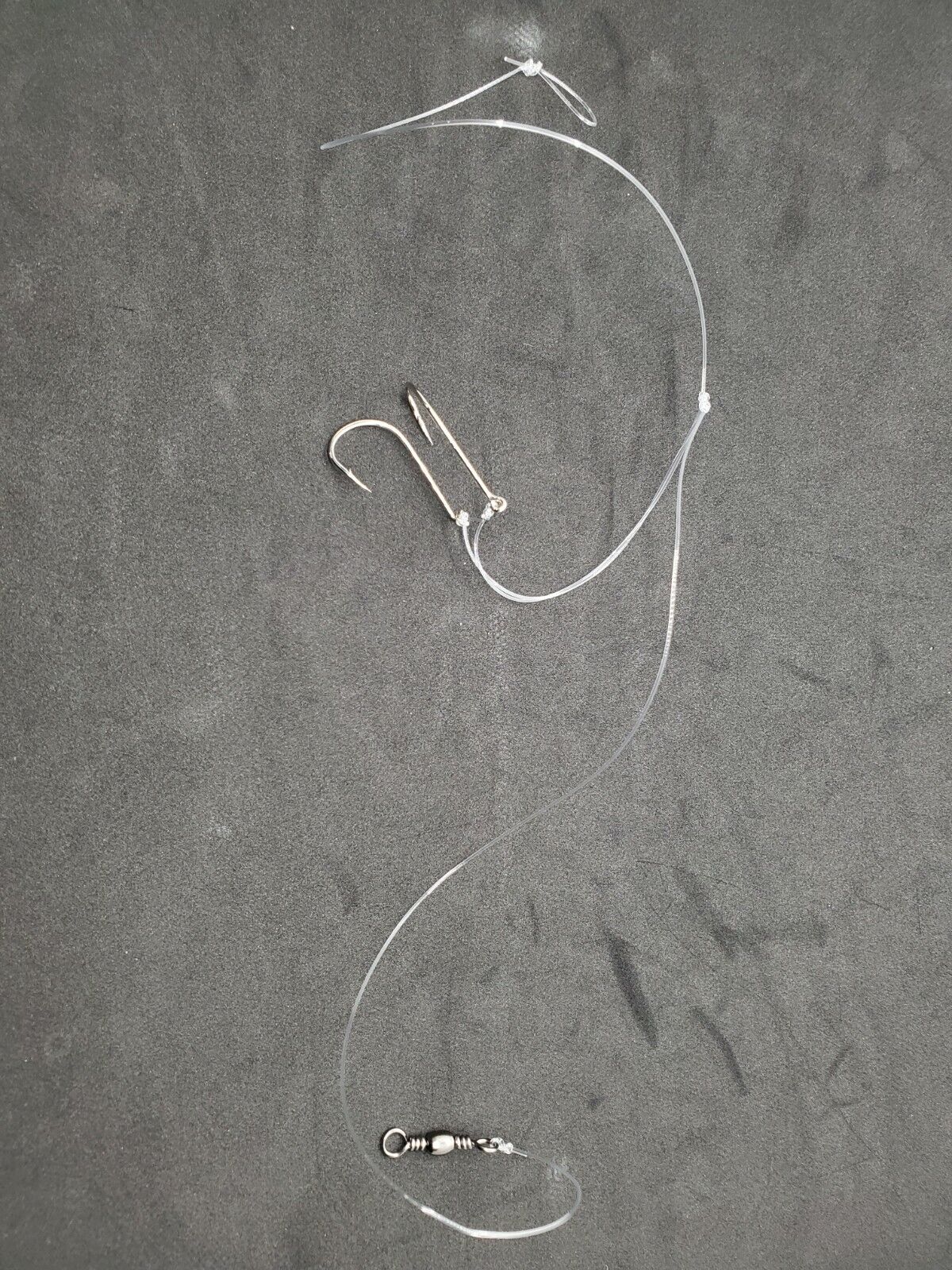 Blackfish Tog Tautog SALTWATER FISH RIG MUSTAD 3/0 HOOK 50lb MONO 2 Ho ...